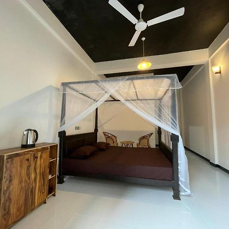 Thiliz Place Mirissa Εξωτερικό φωτογραφία